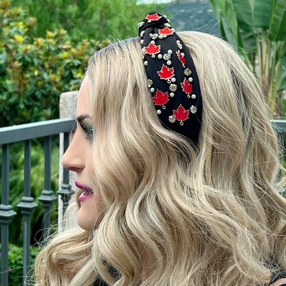 Black Red Enamel Maple Leaf White Pearl Rhinestone Canada Top Knot 1.5" Headband - Picture 1 of 4